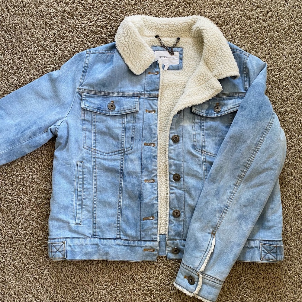 BCBG Generation Sherpa Jean Jacket size L